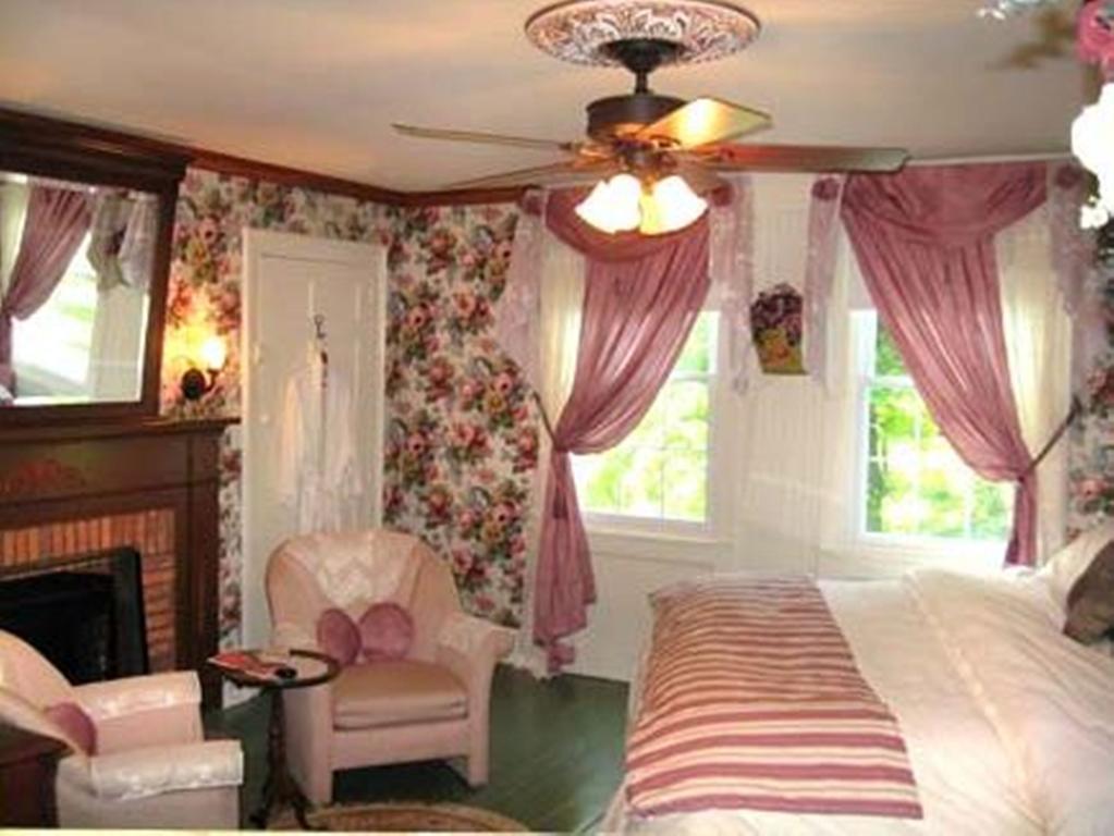 Domaine Les Boises Lee Farm S.A Bed & Breakfast Stanstead Room photo